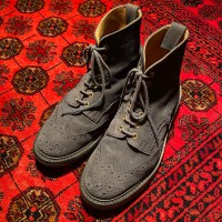 Tricker's WING TIP SUEDE LEATHER BOOTS MADE IN ENGLAND/トリッカーズスウェードレザーウィングチップカントリーブーツ | Vintage.City 빈티지숍, 빈티지 코디 정보