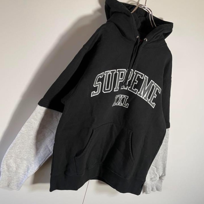 Supreme XXL big logo hoodie size M | Vintage.City 古着屋、古着コーデ情報を発信
