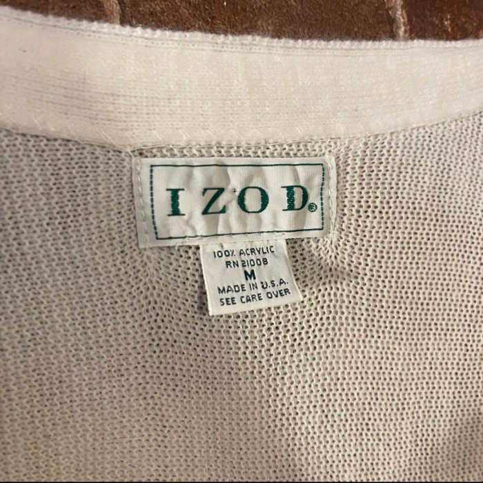 made in USA IZOD White アクリル カーディガン | Vintage.City 古着屋、古着コーデ情報を発信