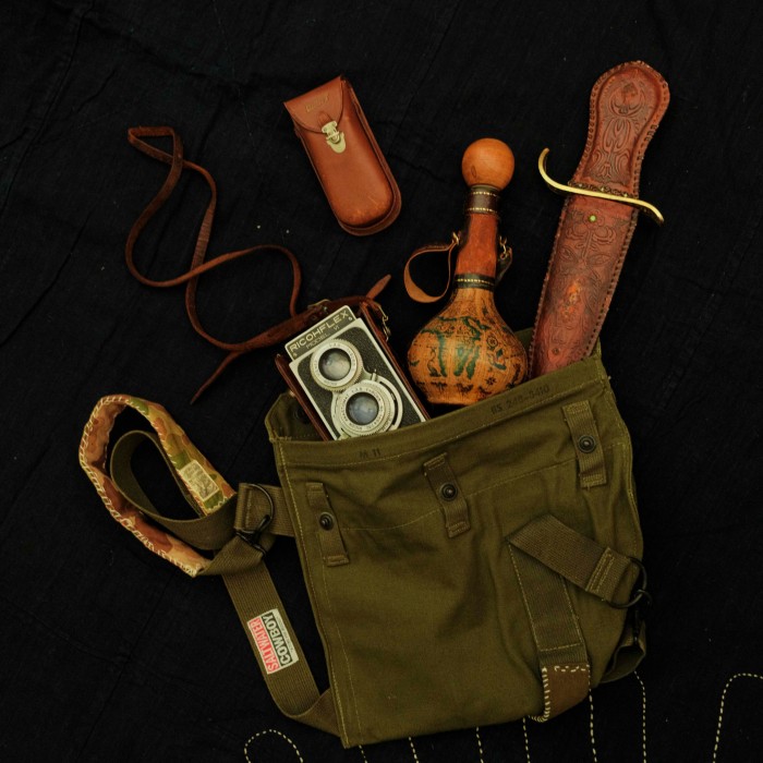 カスタムバッグ、米軍放出品1950年代 M9A1ガスマスクバッグ