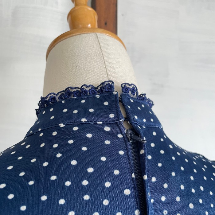 puff sleeve dot tiered dress〈レトロ古着 パフスリーブ ドット柄 ティアード ワンピース ネイビー 紺〉 | Vintage.City 빈티지숍, 빈티지 코디 정보