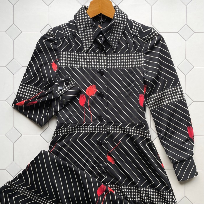 rose & geometric pattern dress〈レトロ古着 薔薇 & 幾何学模様 ワンピース 黒〉 | Vintage.City 빈티지숍, 빈티지 코디 정보
