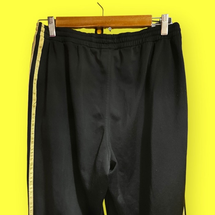 adidas track pants(Black×gold)/2373 | Vintage.City 古着屋、古着コーデ情報を発信
