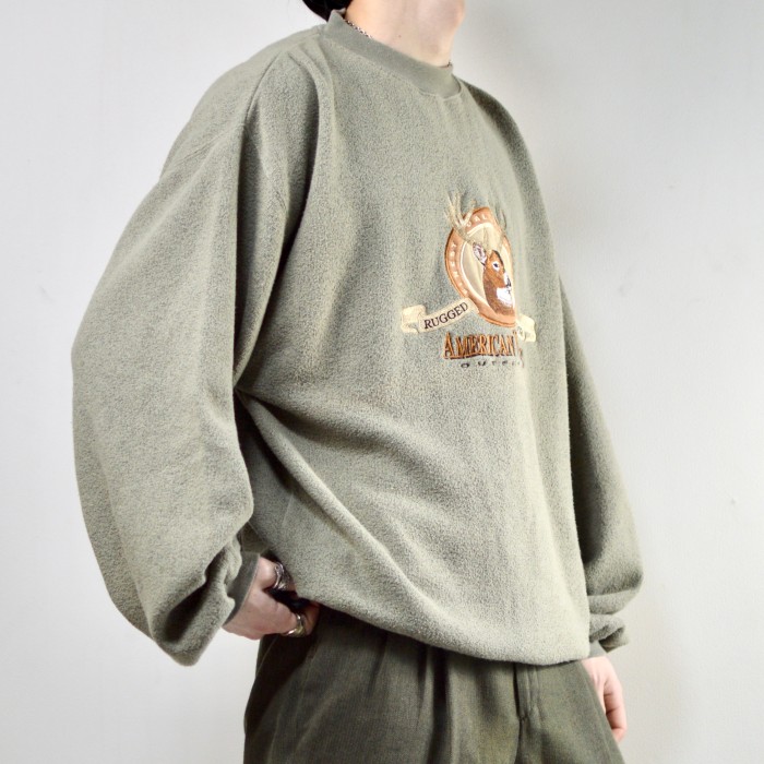 【アースカラー】アニマル柄　鹿　センター刺繍ビックロゴスウェット　オーバーサイズ