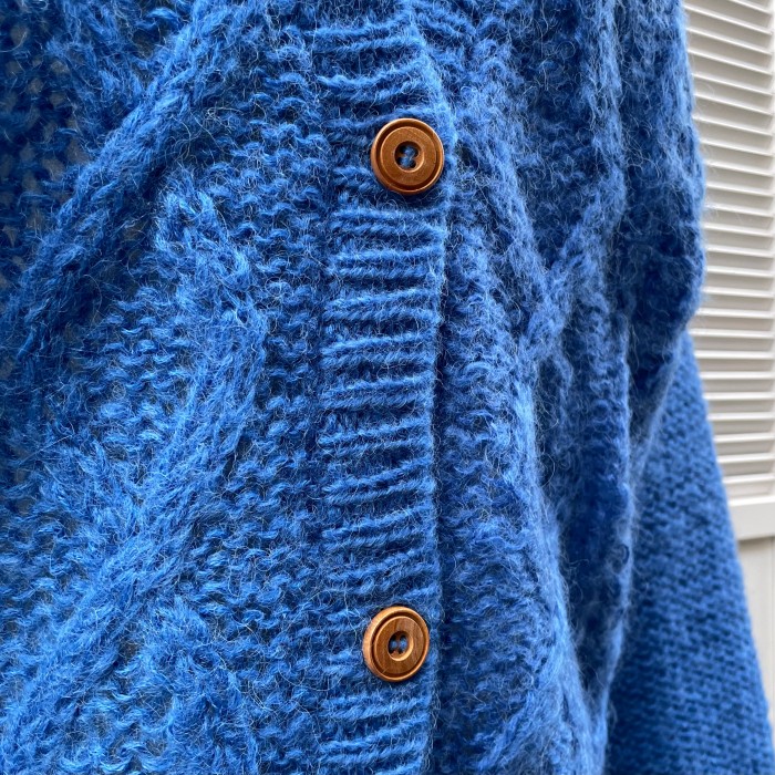 low gauge blue V-neck cardigan | Vintage.City 빈티지숍, 빈티지 코디 정보