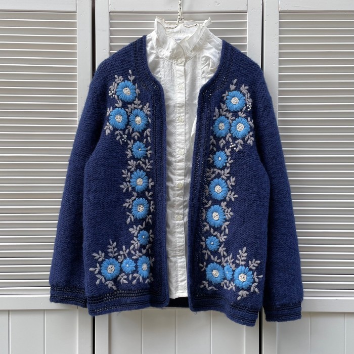 flower embroidery navy cardigan | Vintage.City 빈티지숍, 빈티지 코디 정보