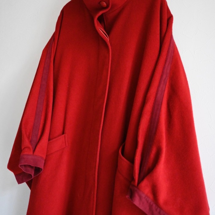 red poncho coat | Vintage.City Vintage Shops, Vintage Fashion Trends