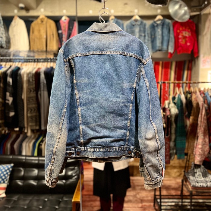 1980's Levi's 71401 Vintage Denim Jacket | Vintage.City Vintage Shops, Vintage Fashion Trends