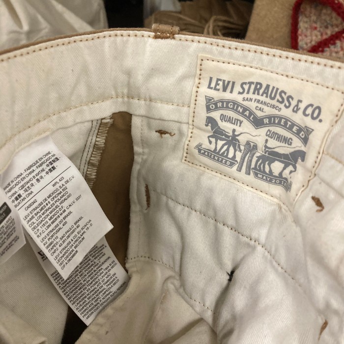 Levi’s140周年記念コットンパンツ　W28 L30 | Vintage.City 古着屋、古着コーデ情報を発信