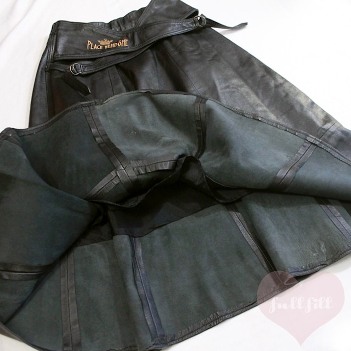 イタリア製 ブラックレザー フレアスカート 古着 | Vintage.City 古着屋、古着コーデ情報を発信