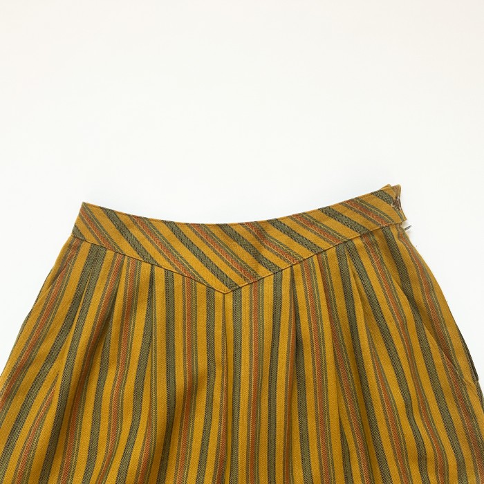 striped tuck tapered pants | Vintage.City 古着屋、古着コーデ情報を発信