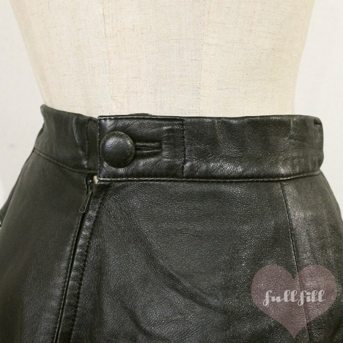 イタリア製 ブラックレザー フレアスカート 古着 | Vintage.City 빈티지숍, 빈티지 코디 정보