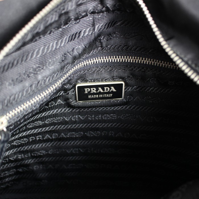 PRADA プラダロゴナイロンレザートートバッグ | Vintage.City 古着屋、古着コーデ情報を発信