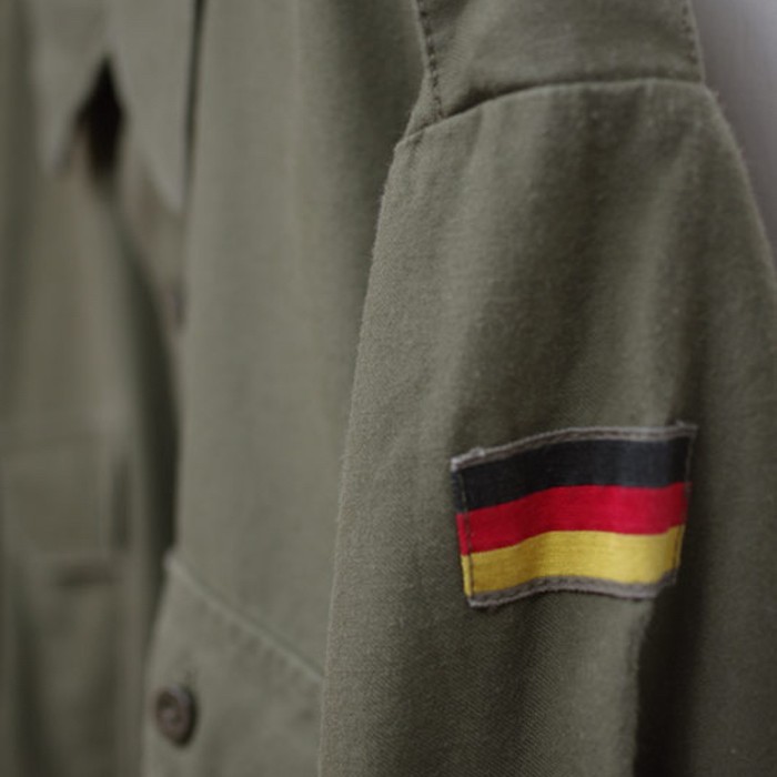 ドイツ軍のミリタリーシャツ | Vintage.City ヴィンテージ 古着