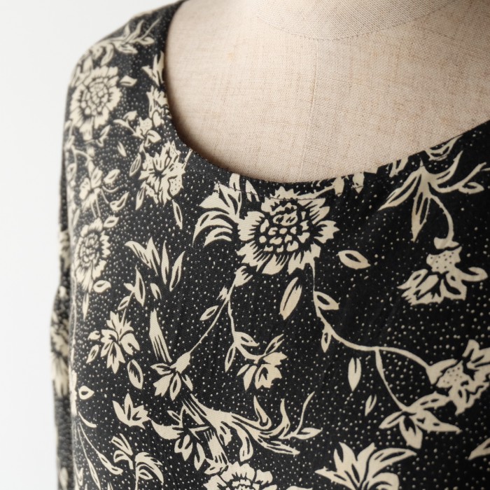 Floral print jumpsuit | Vintage.City 古着屋、古着コーデ情報を発信