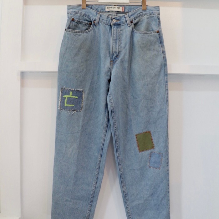 【"Levi's 560" comfort fit 亡 hand embroidery patch denim pants】 | Vintage.City Vintage Shops, Vintage Fashion Trends