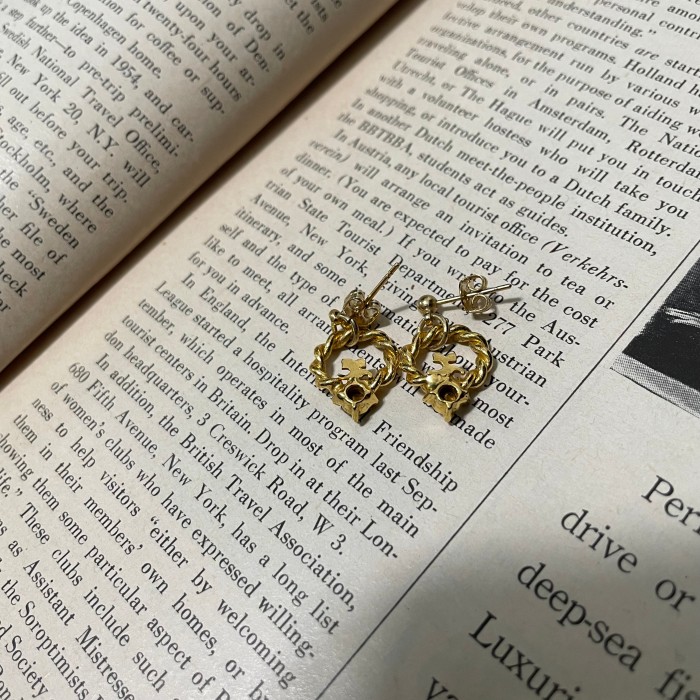 Courreges Logo Silver Stone Earrings Gold | Vintage.City 古着屋、古着コーデ情報を発信