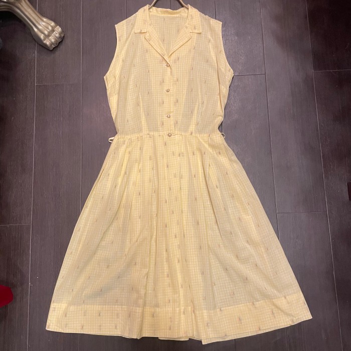 Gingham check × flower vintage dress | Vintage.City 古着屋、古着コーデ情報を発信