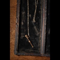British early 20th pencil necklace | Vintage.City 古着屋、古着コーデ情報を発信