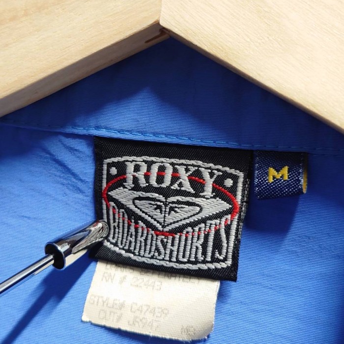 90’s ROXY ワンポイント ロゴ 刺繍 ナイロン コーチ ジャケット | Vintage.City 古着屋、古着コーデ情報を発信