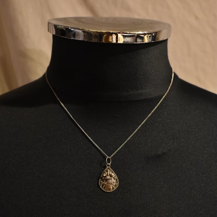 Vintage silver necklace | Vintage.City 古着屋、古着コーデ情報を発信