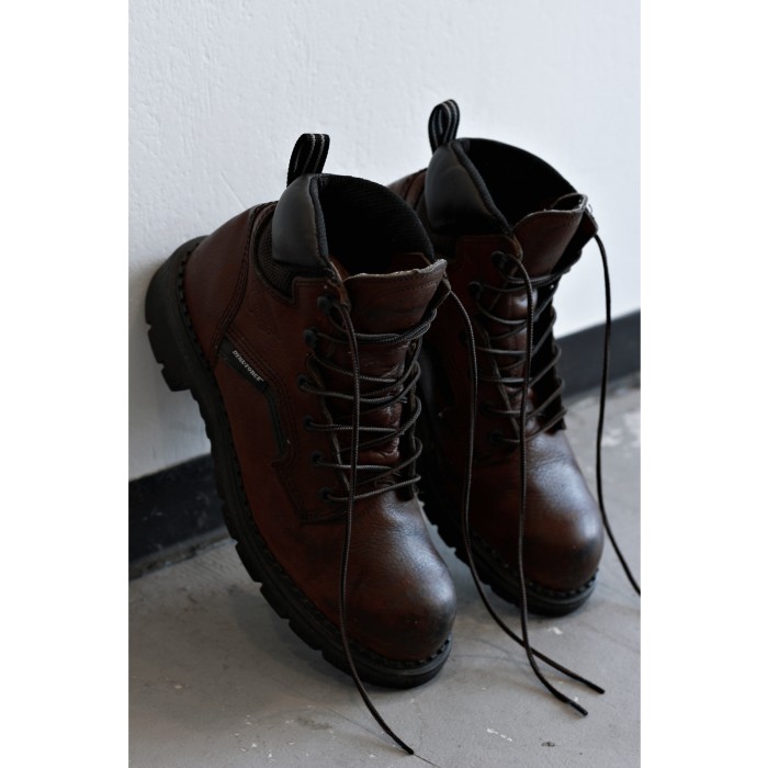 Vintage “RED WING” DynaForce Mountain Boots Made in USA | Vintage.City