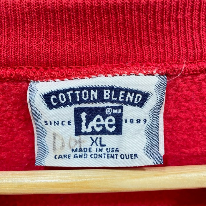 【SALE】Lee 90's 古着スウェット　ビックロゴ　バックプリント　バックプリント赤 | Vintage.City 古着屋、古着コーデ情報を発信