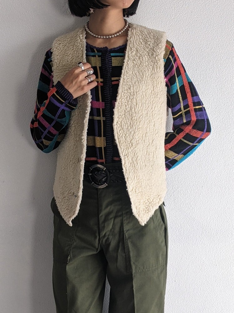 Wrangler / denim&boa reversible vest
colorful line design knit cardigan

https://instagram.com/labrado_vintage | 古着コーデスナップは、Vintage.Cityでチェック