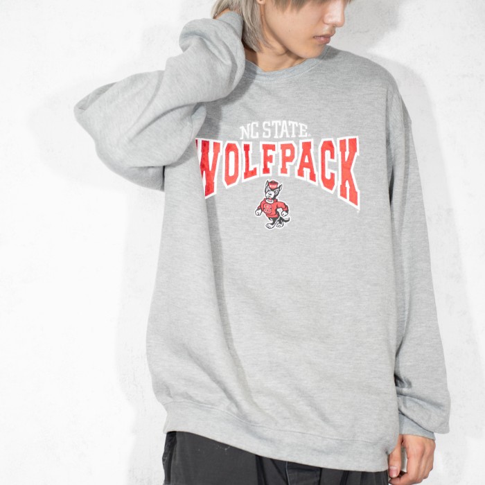 USA VINTAGE NC STATE WOLFPACK COLLAGE DESIGN EMBROIDERY SWEAT