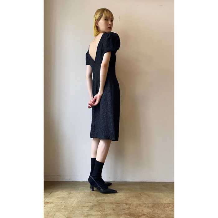 back open puff sleeves dress | Vintage.City 古着屋、古着コーデ情報を発信