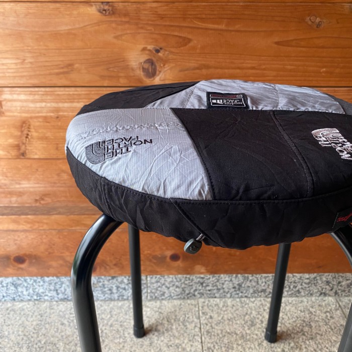 disguise covver™︎ ROUND CHAIR TNF | Vintage.City 古着屋、古着コーデ情報を発信