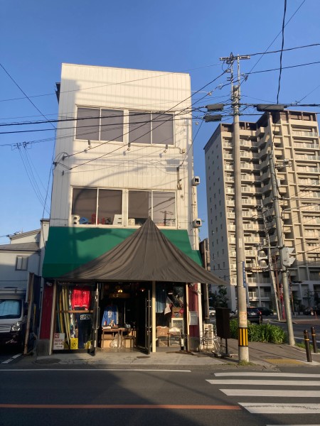 Refuge clothing shop | Discover unique vintage shops in Japan on Vintage.City