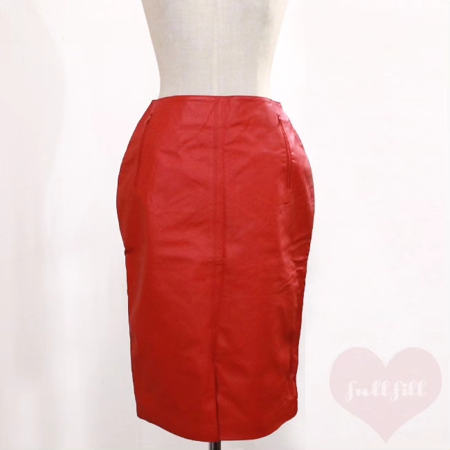 赤いレザースカート カウスキン 牛革 古着 デッドストック | Vintage.City