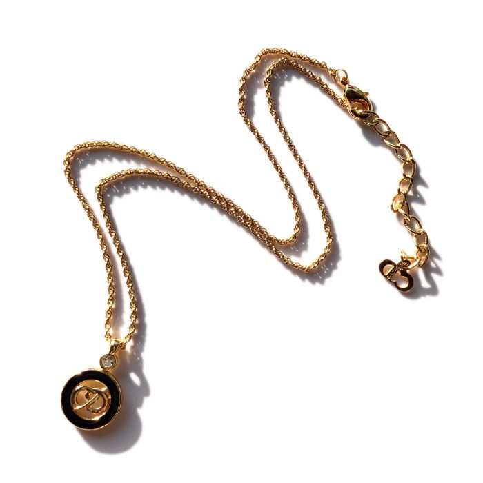 「Christian Dior」 Gold Tone × Black Enamel CD Logo Vintage Necklace | Vintage.City 古着屋、古着コーデ情報を発信
