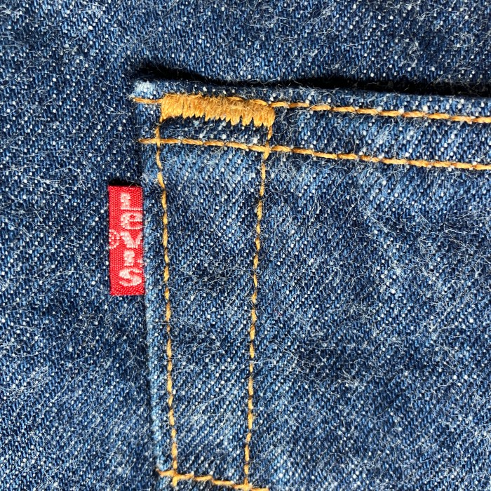 90s Levi's 501 made in USA  mint condition - W29 | Vintage.City Vintage Shops, Vintage Fashion Trends