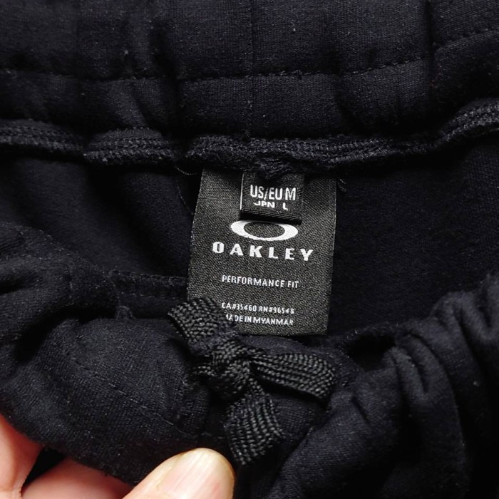 OAKLEY “PERFORMANCE FIT” テック ジョガー パンツ | Vintage.City 古着屋、古着コーデ情報を発信