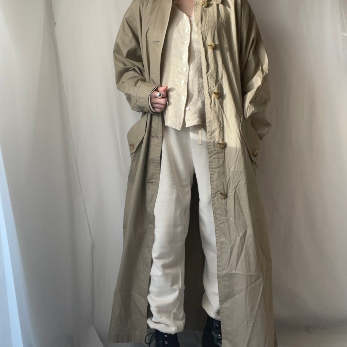 nude color long coat | Vintage.City 古着屋、古着コーデ情報を発信