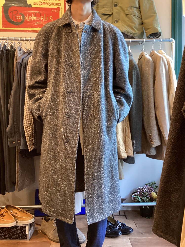 50-60sのヴィンテージコートを羽織ってみました
ツイードの素材感が素晴らしい1着

ジーンズと合わせてかっちりさせ過ぎない
大人の休日スタイル | 古着コーデスナップは、Vintage.Cityでチェック