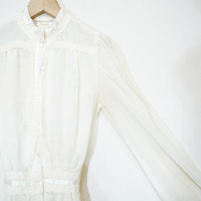 *SPECIAL ITEM* USA VINTAGE GUNNIES GUNNE SAX LACE FRILL BACK RIBBON DESIGN BLOUSE/アメリカ古着レースフリルバックリボンデザインブラウス | Vintage.City 古着屋、古着コーデ情報を発信