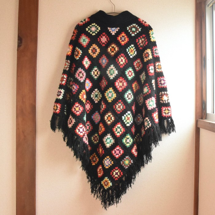 Granny square crochet poncho | Vintage.City 빈티지숍, 빈티지 코디 정보