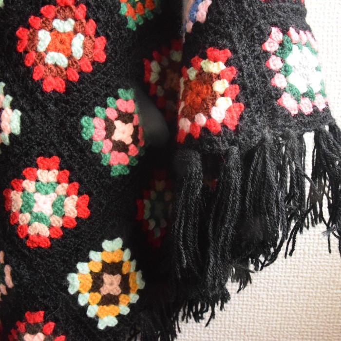 Granny square crochet poncho | Vintage.City 古着屋、古着コーデ情報を発信