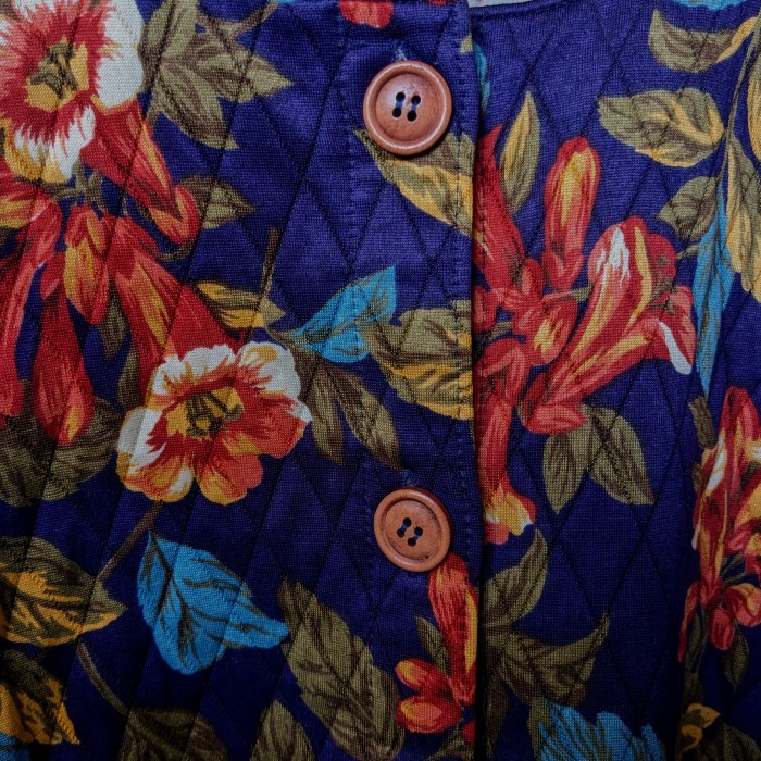 Flower print quilting Jacket | Vintage.City 古着屋、古着コーデ情報を発信