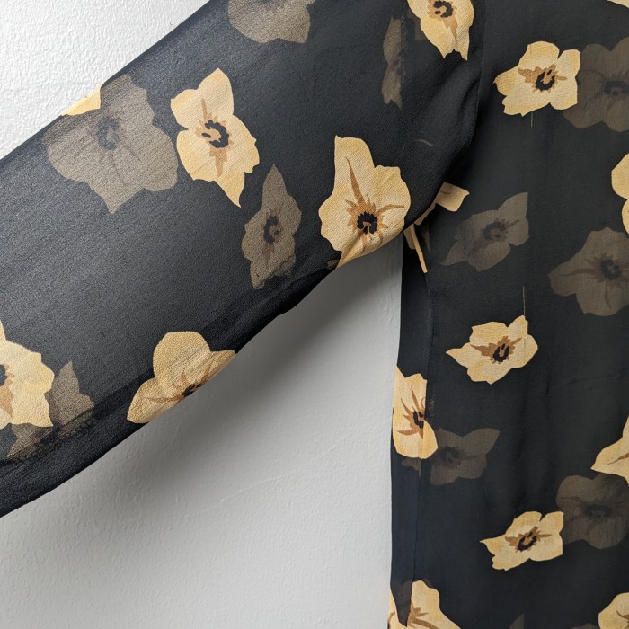 Flower print sheer blouse | Vintage.City 古着屋、古着コーデ情報を発信