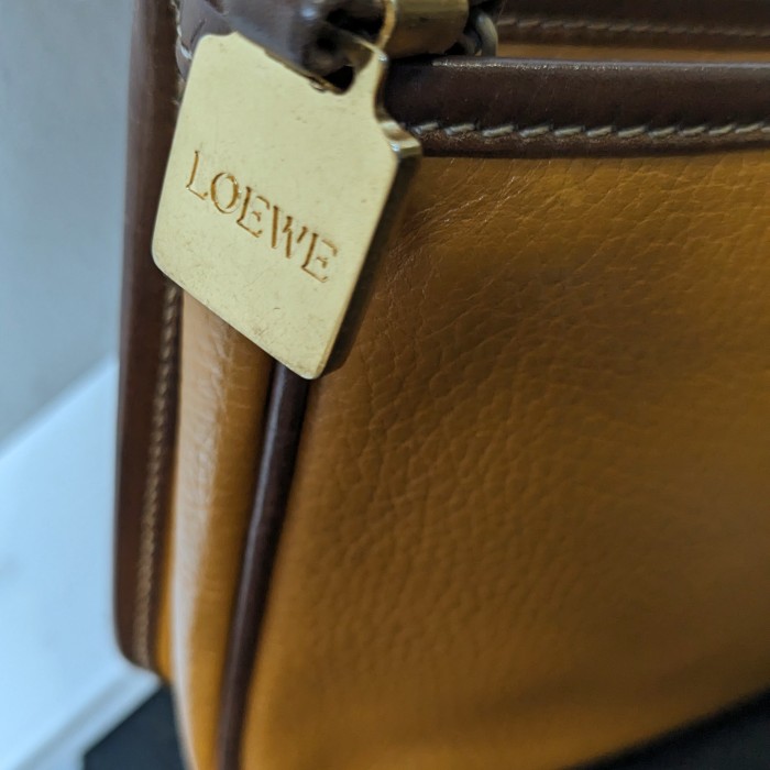 Old LOEWE Clutch bag | Vintage.City 古着屋、古着コーデ情報を発信
