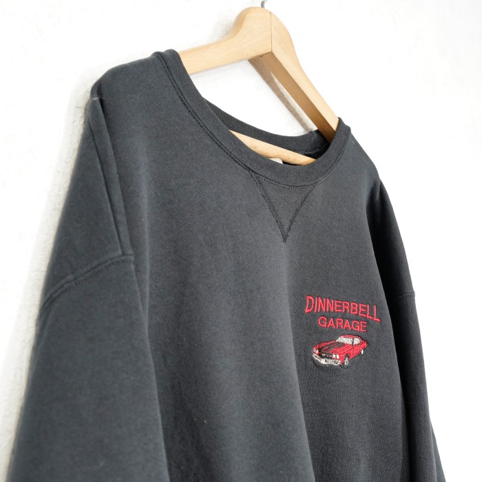 USA VINTAGE RUSSELL ATHLETIC CAR EMBROIDERY DESIGN SWEAT SHIRT/アメリカ古着ラッセル車刺繍デザインスウェット | Vintage.City 빈티지숍, 빈티지 코디 정보
