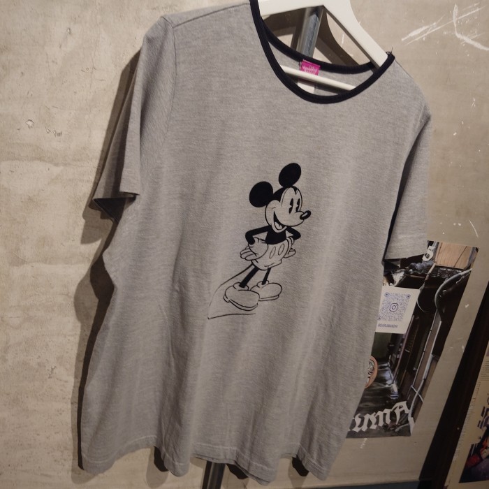THE Wonderful World of Disney ミッキーTシャツ　Mサイズ　グレー　コットン　2670 | Vintage.City 古着屋、古着コーデ情報を発信
