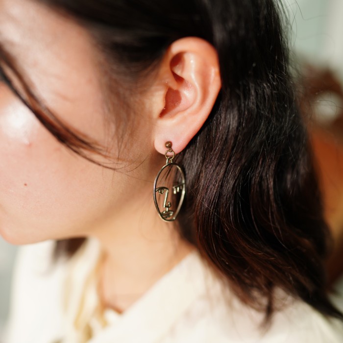 USA VINTAGE HUMAN FACE DESIGN EARRINGアメリカ古着人間の顔デザインピアス | Vintage.City 古着屋、古着コーデ情報を発信