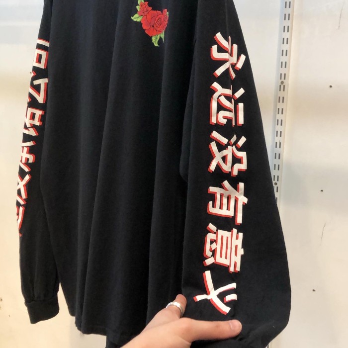 BROKEN PROMISES Chinese printed L/S T-shirt | Vintage.City 古着屋、古着コーデ情報を発信