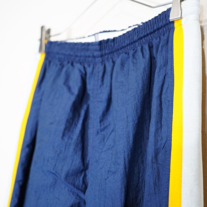 USA VINTAGE COLLEGE LOGO LINE TRACK PANTS NOR-TEX MADE IN USA/アメリカ古着カレッジロゴライントラックパンツ | Vintage.City Vintage Shops, Vintage Fashion Trends