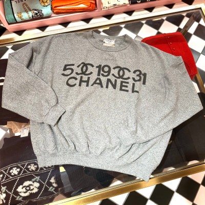 Chanel Logo-print Sweatshirt♡ | Vintage.City 빈티지숍, 빈티지 코디 정보